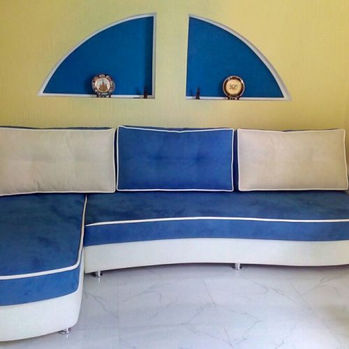 угловой диван синий